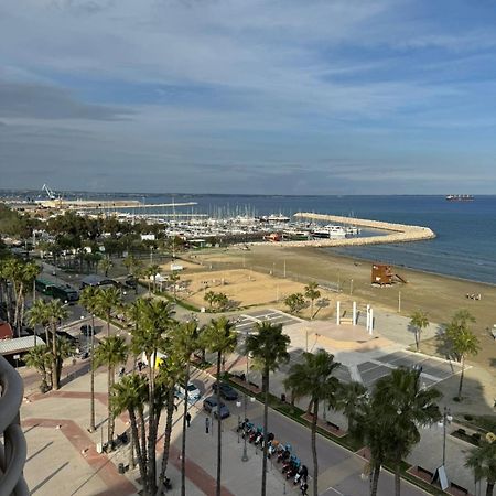 11 Suites - Golden Sunrise Suite Larnaca Esterno foto