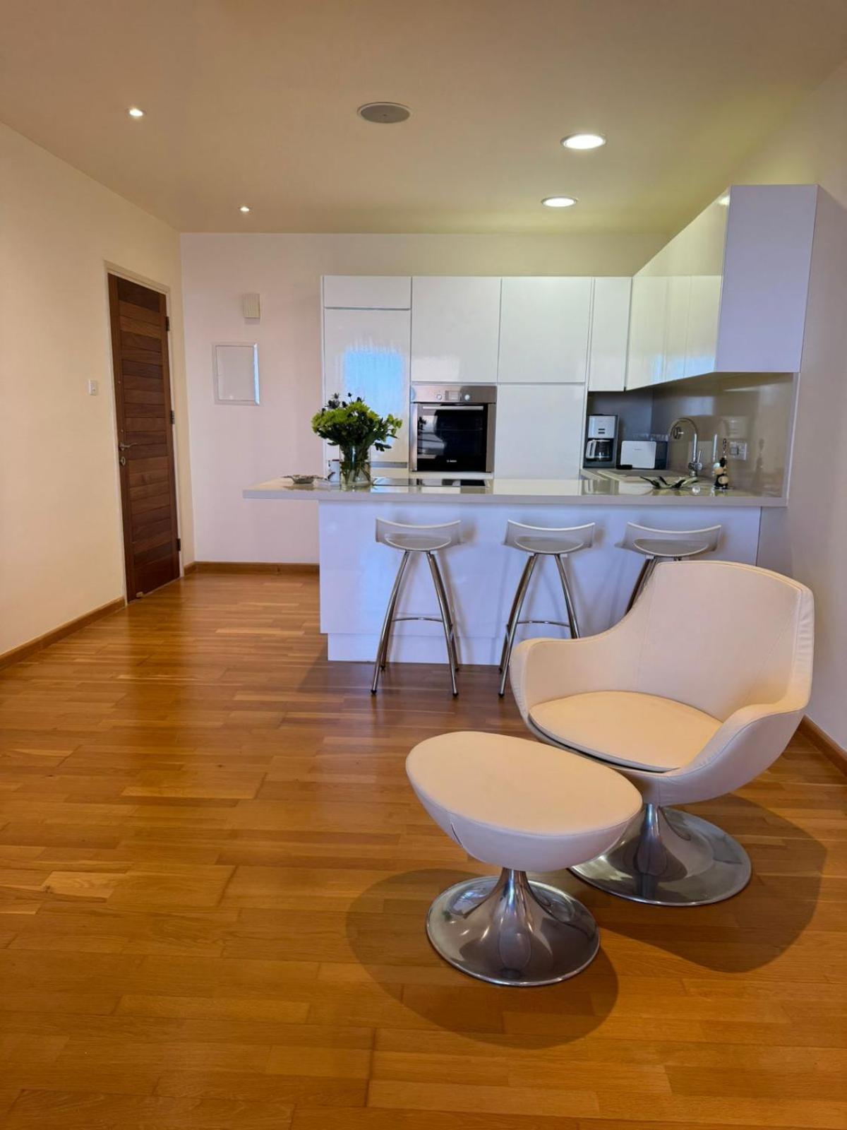 11 Suites - Golden Sunrise Suite Larnaca Camera foto